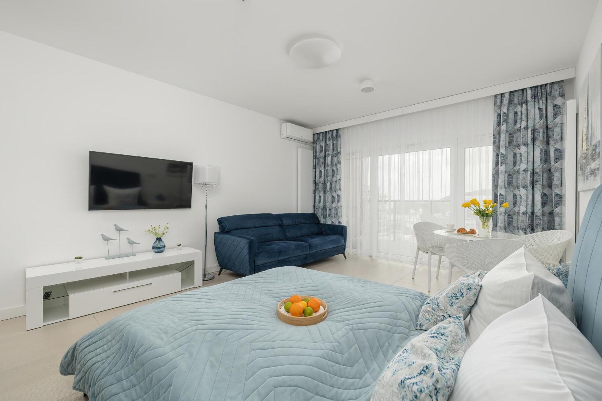 Aquamarina Prima By The By Renters Apartment